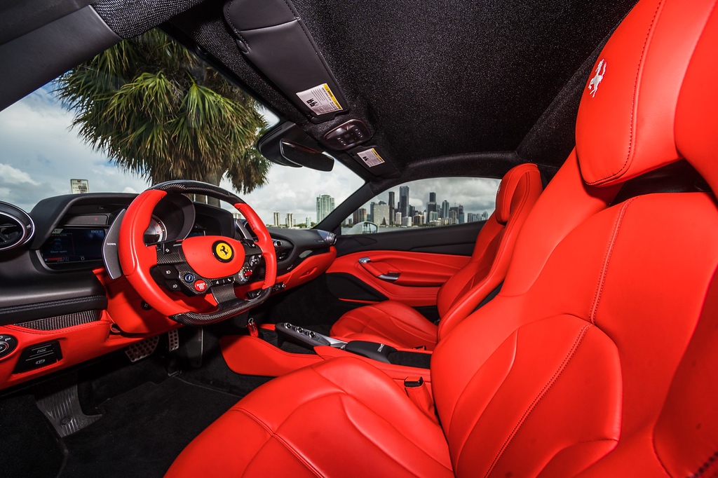 2020-FERRARI-F8 TRIBUTO WHITERED (13)