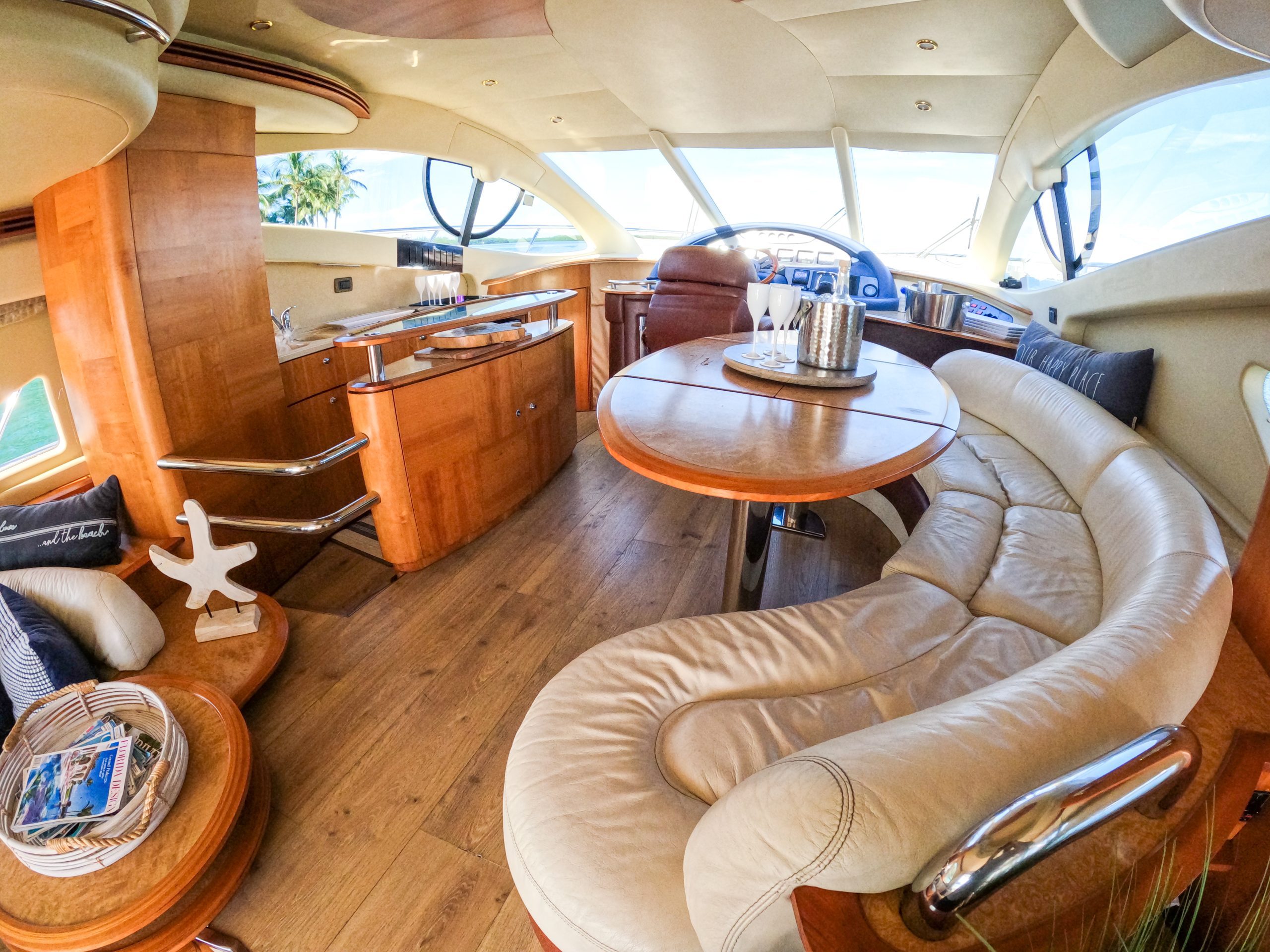 57Azimut-Flybridge-4-scaled-1.jpg