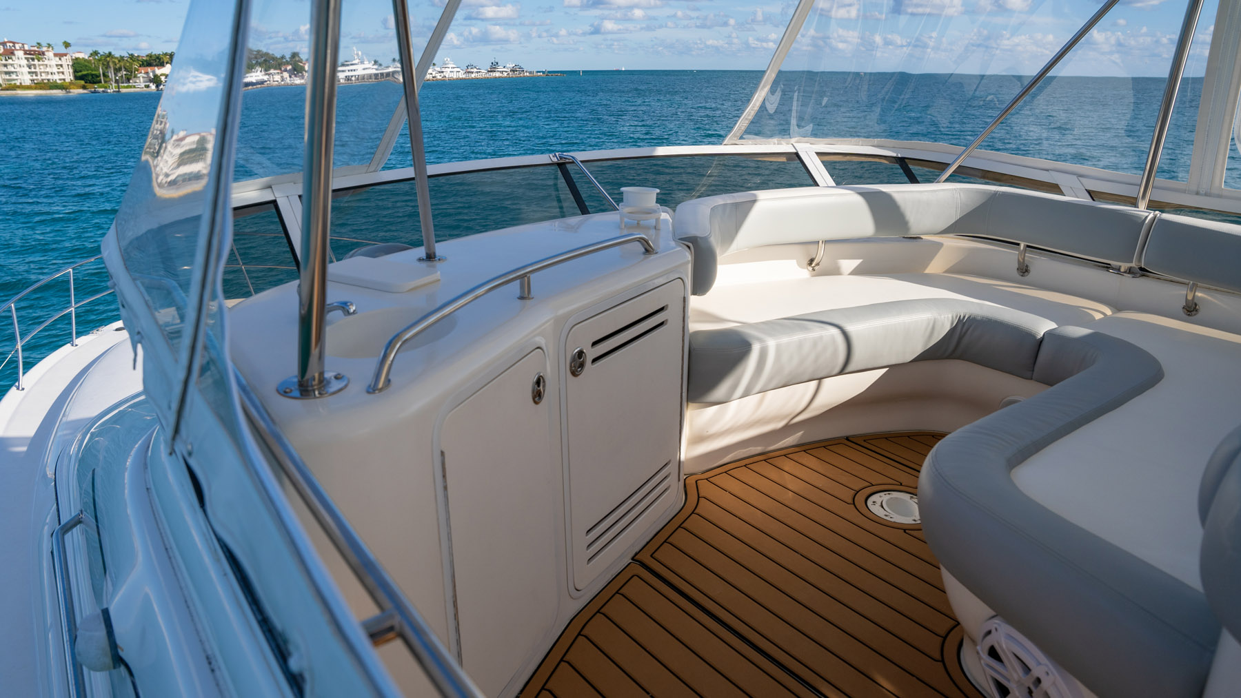 55PrestineConditionFlybridge (38)