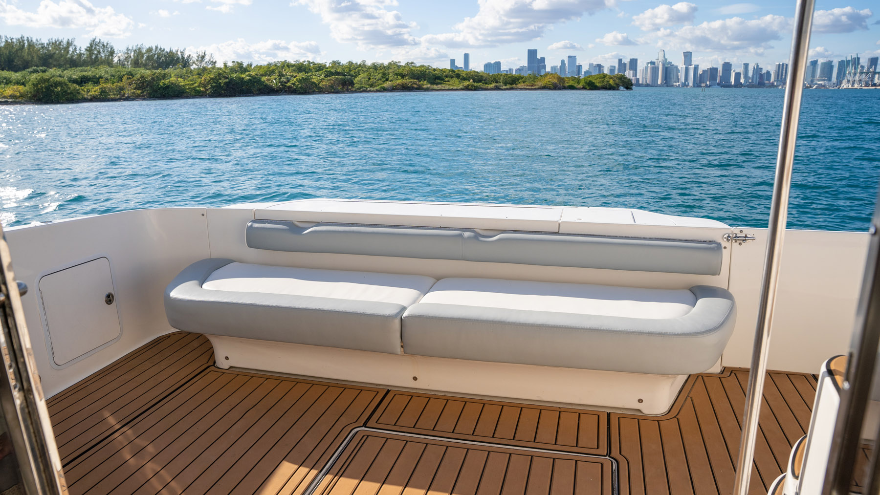 55PrestineConditionFlybridge (40)