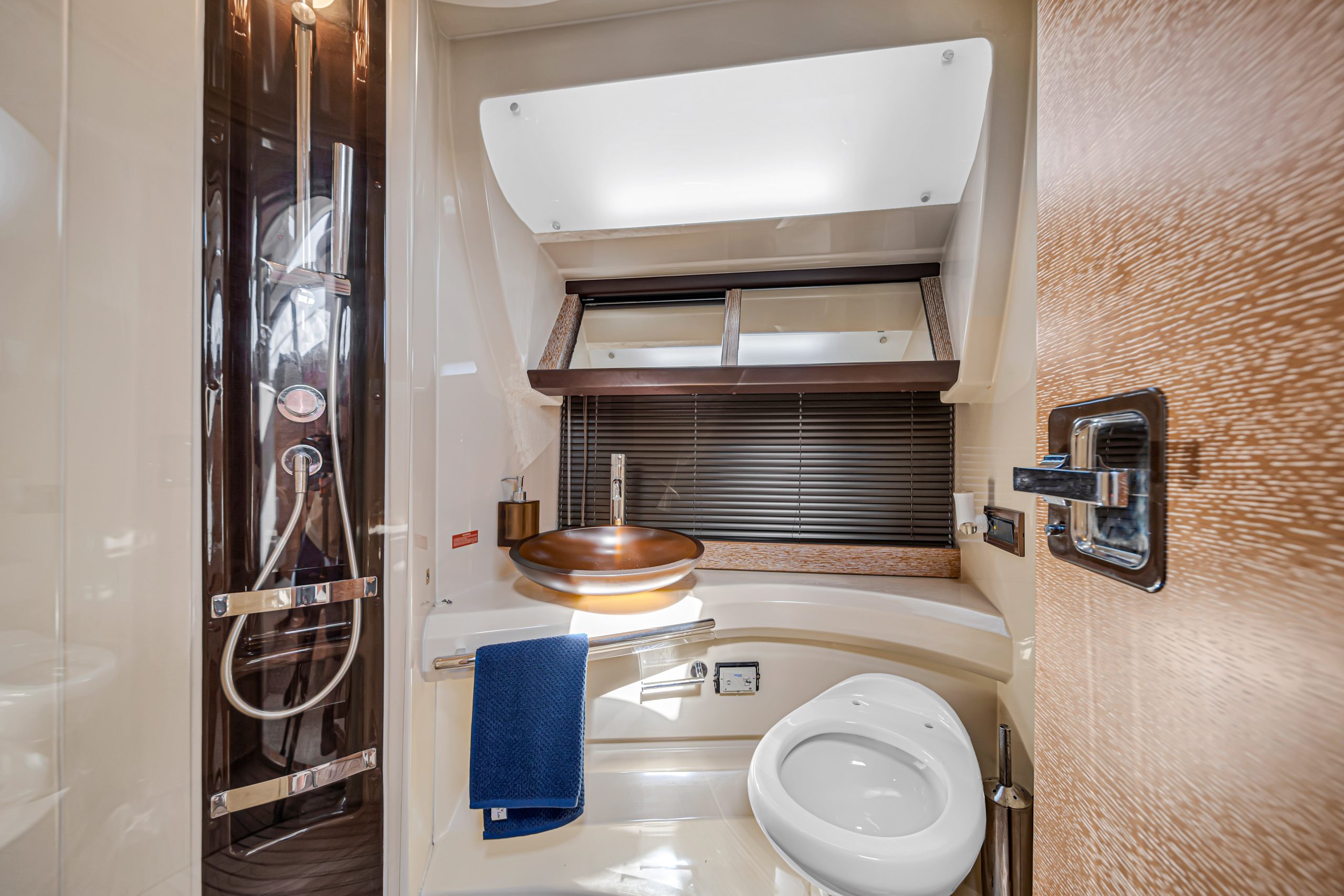 42Azimut (6)