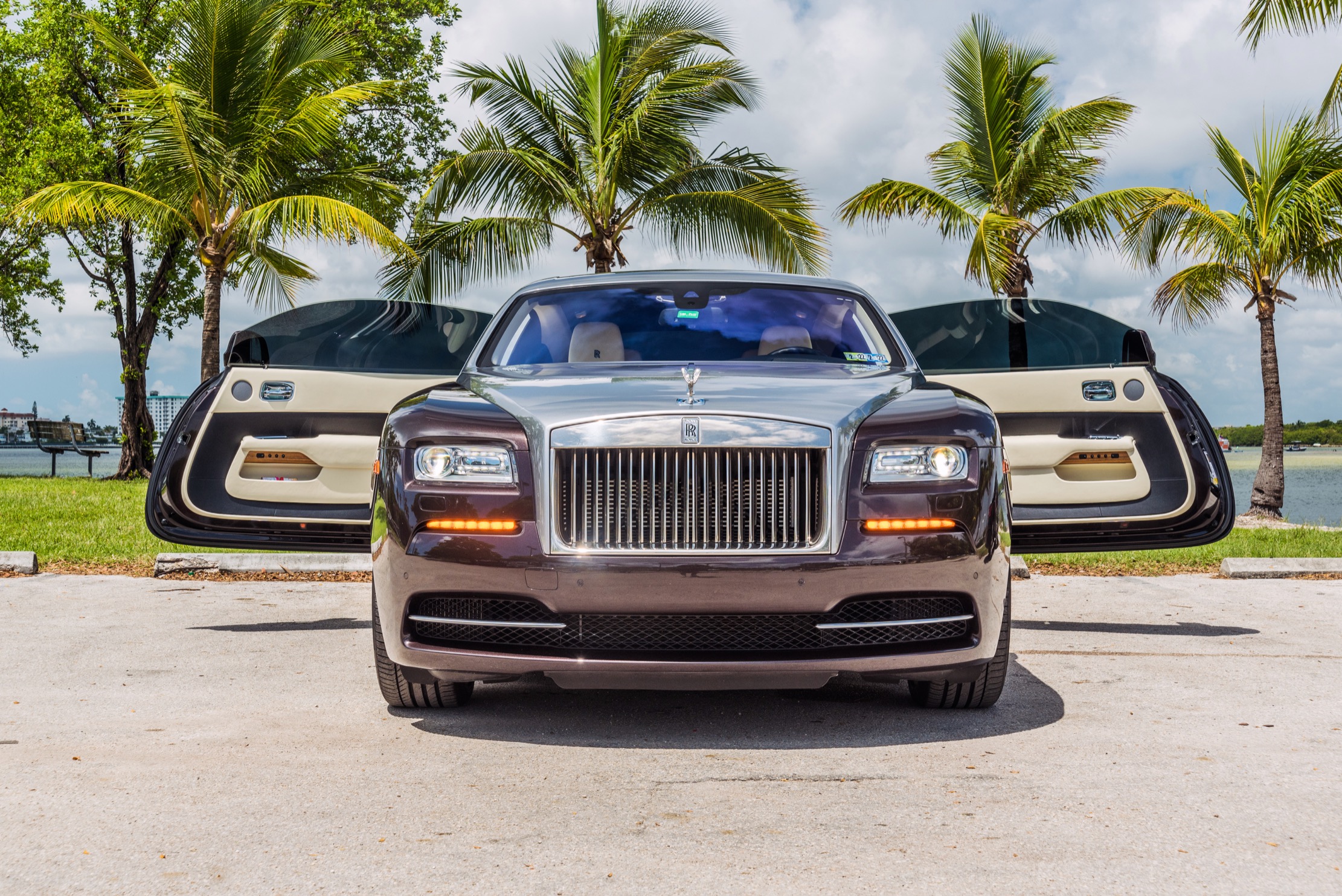 2021-ROLLS-ROYCE-WRAITH-BROWN/BEIGE
