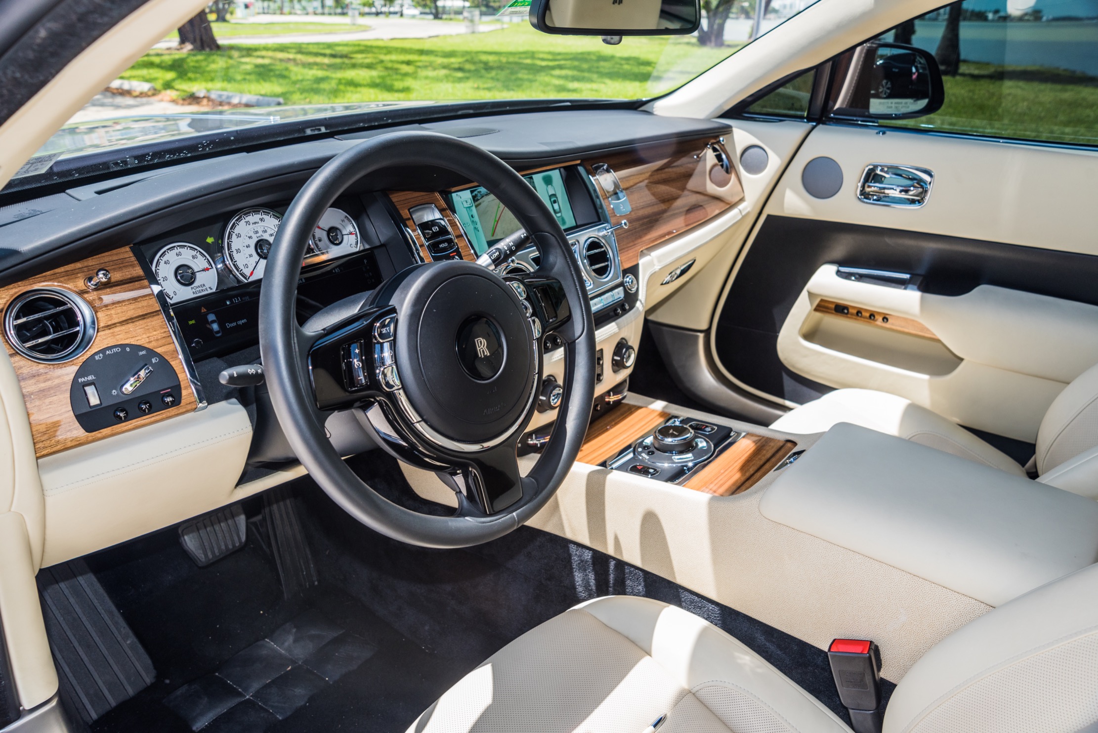 2021-ROLLS-ROYCE-WRAITH-BROWN/BEIGE
