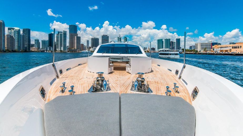 120EliteYacht (12)