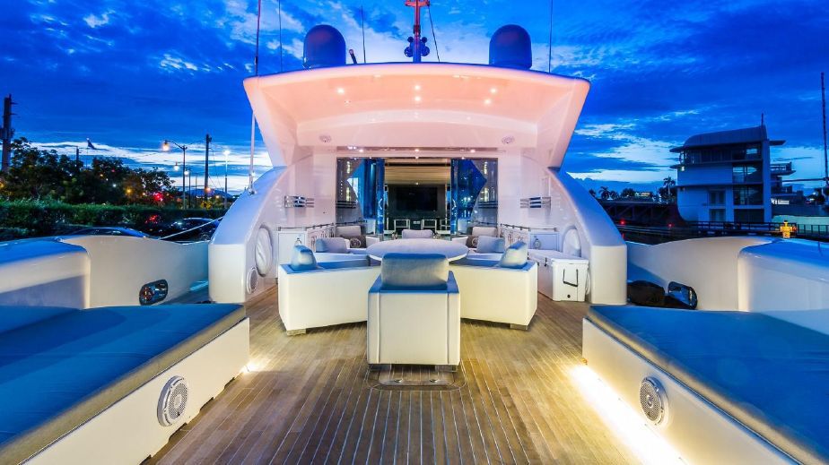120EliteYacht (14)