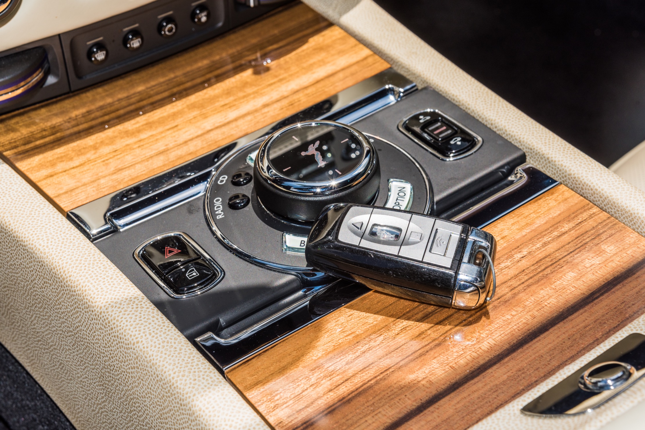 2021-ROLLS-ROYCE-WRAITH-BROWN/BEIGE