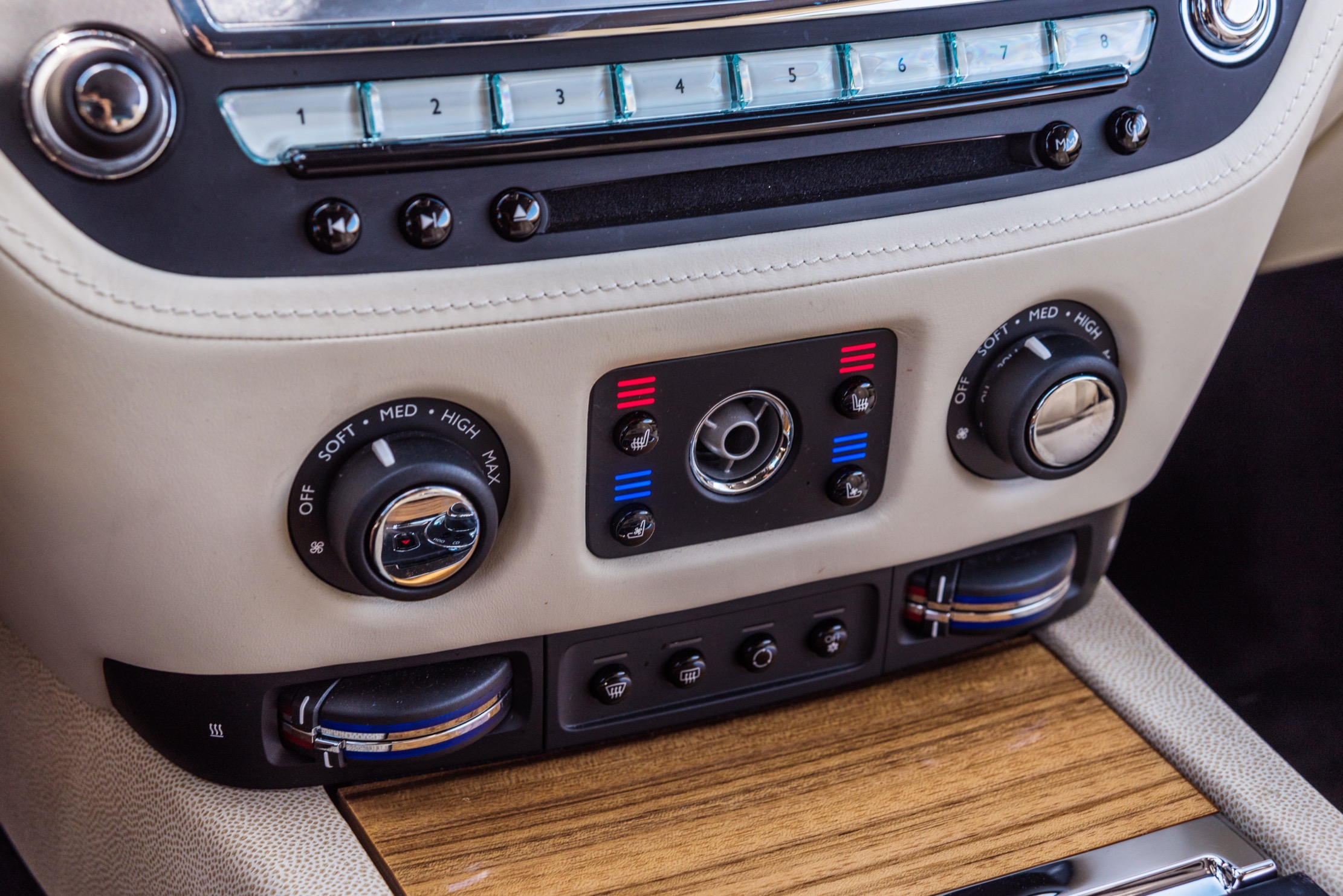 2021-ROLLS-ROYCE-WRAITH-BROWN/BEIGE