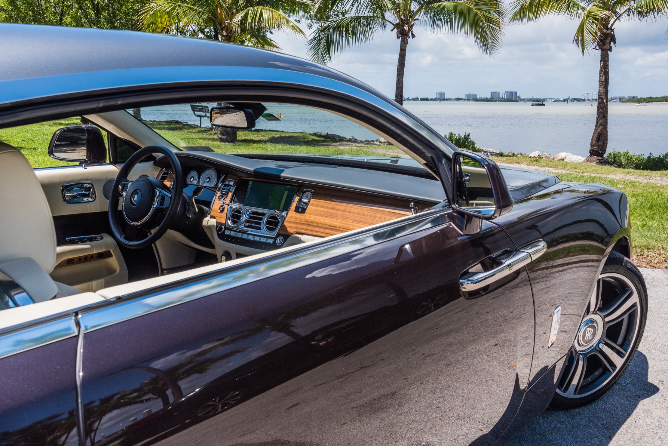 2021-ROLLS-ROYCE-WRAITH-BROWN/BEIGE