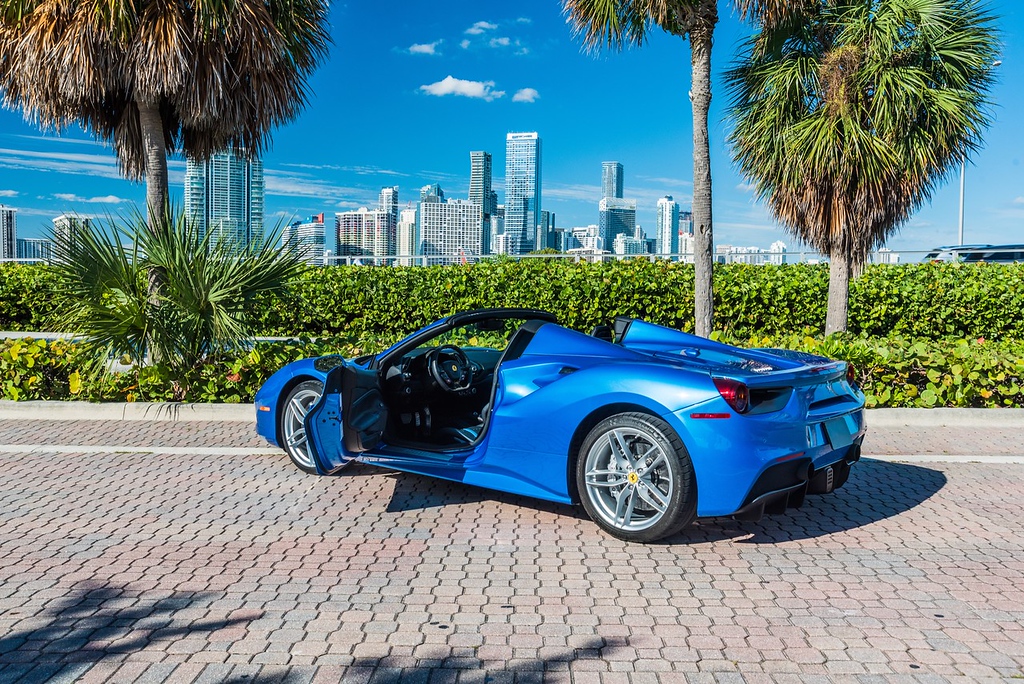 2019-FERRARI-488-CONVERTIBLE-BLUEBLACK (12)