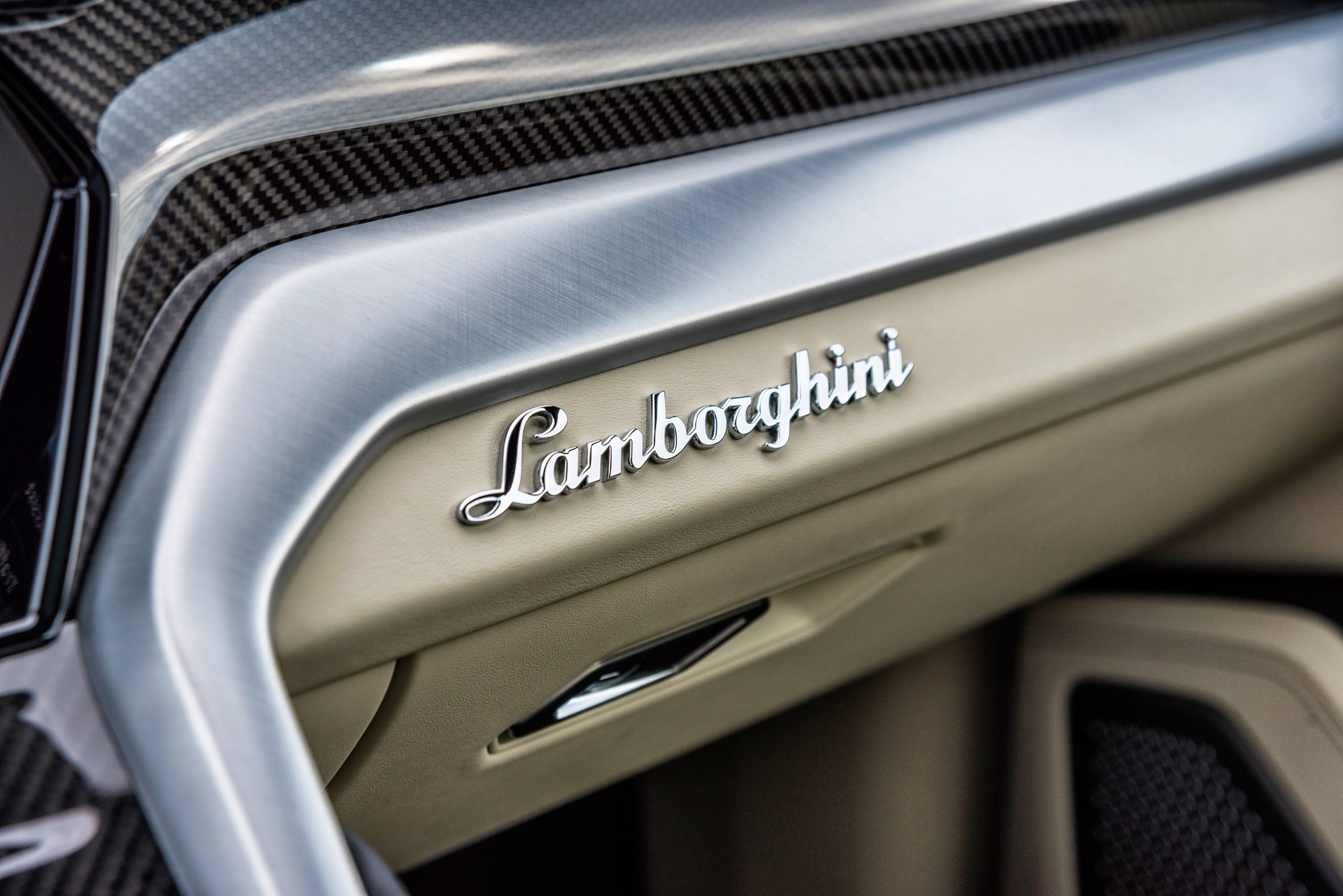 2019-LAMBORGHINI URUS-BLACKCRÈME (29)