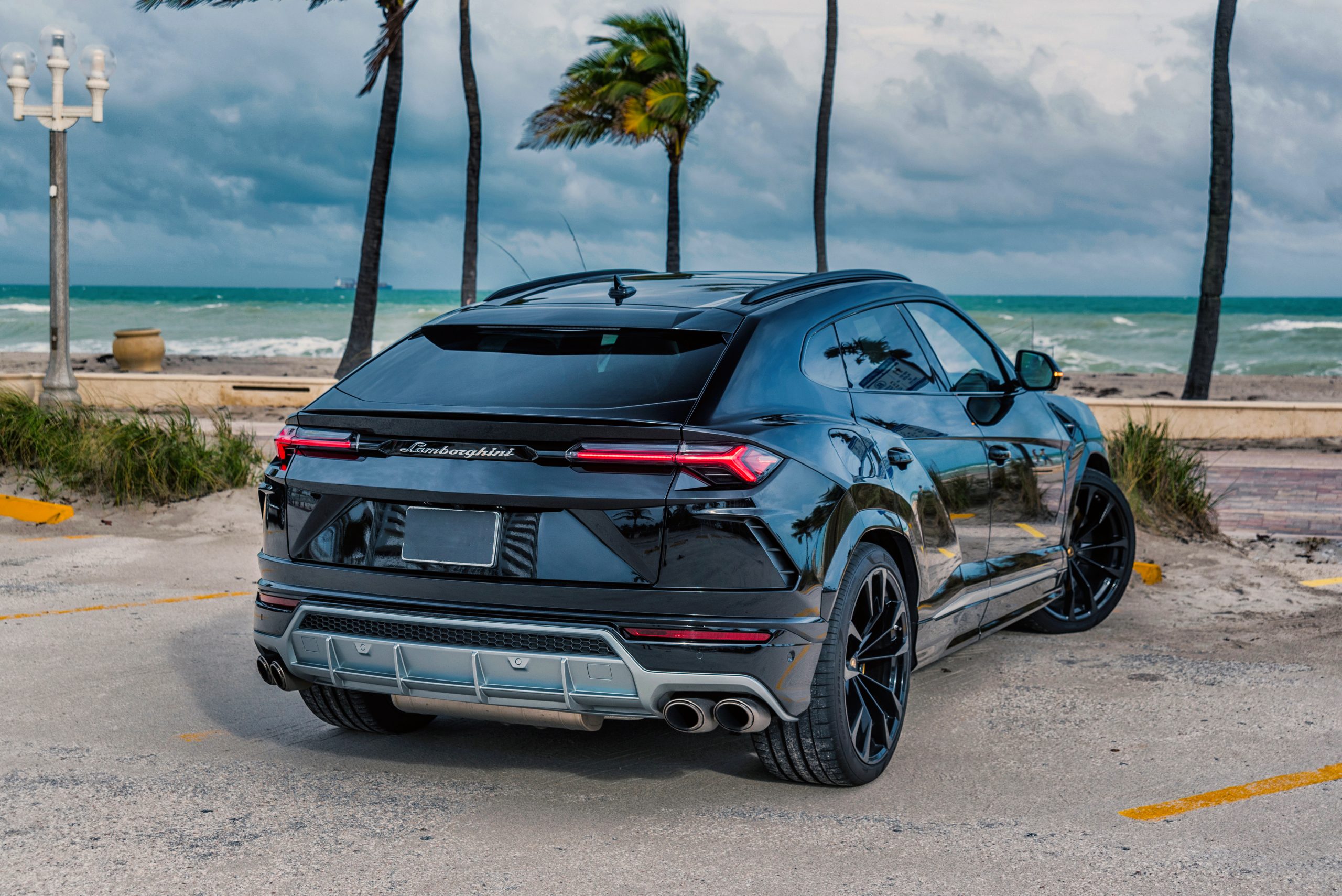2019-LAMBORGHINI URUS-BLACKCRÈME (39)