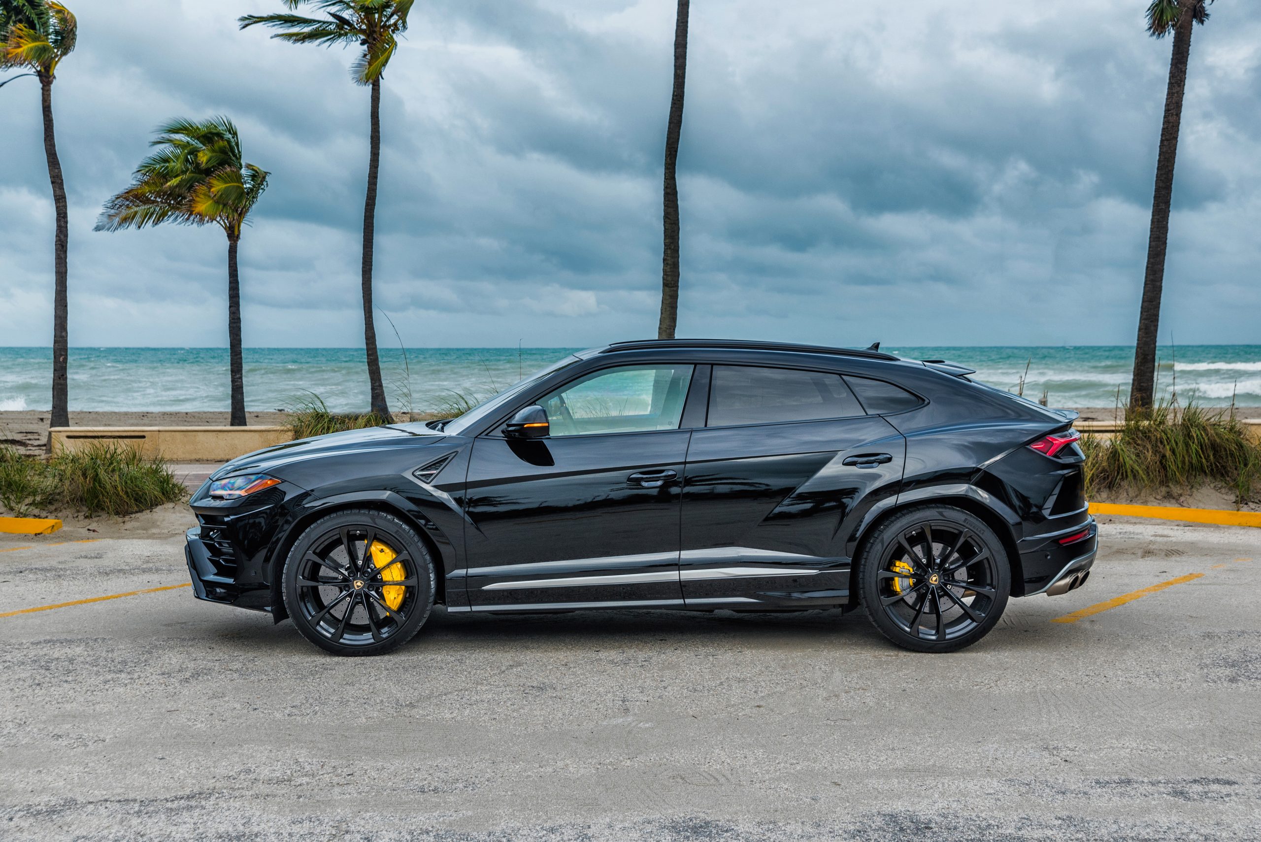 2019-LAMBORGHINI URUS-BLACKCRÈME (4)