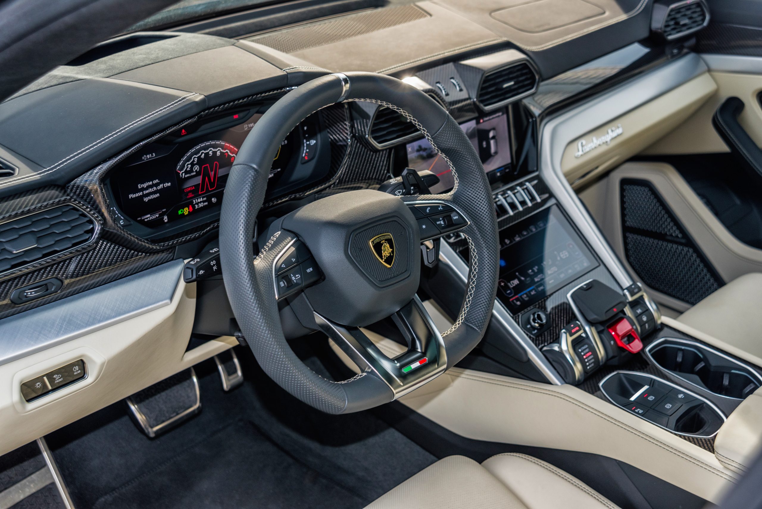 2019-LAMBORGHINI URUS-BLACKCRÈME (47)