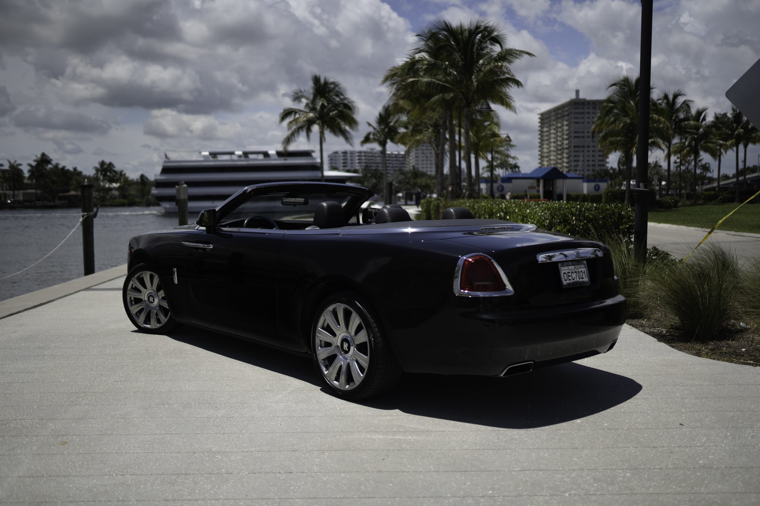 2019-ROLLS-ROYCE-DAWN-CONVERTIBLE-REDBLACK (15)