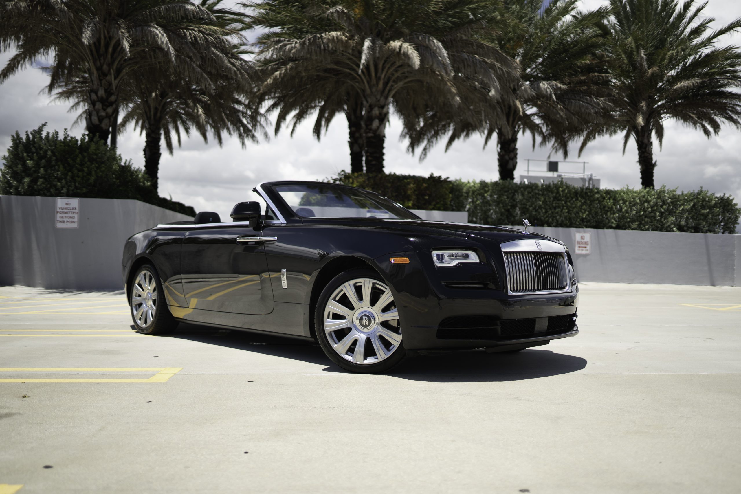 2019-ROLLS-ROYCE-DAWN-CONVERTIBLE-REDBLACK (2)