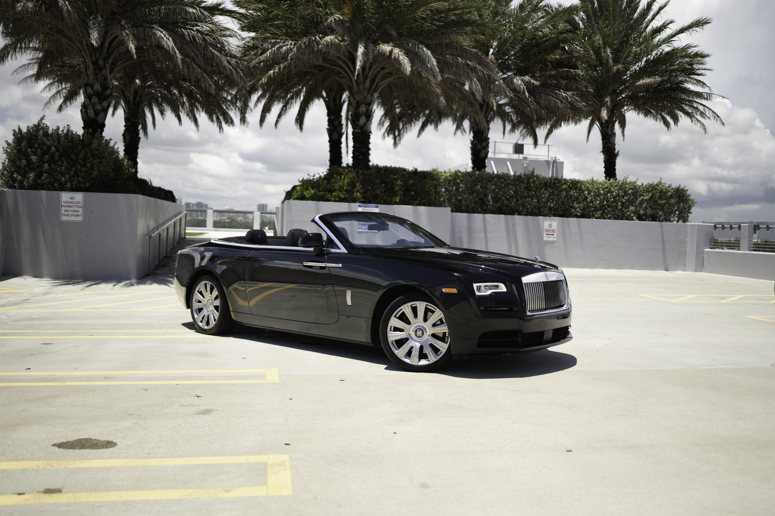 2019-ROLLS-ROYCE-DAWN-CONVERTIBLE-REDBLACK (3)