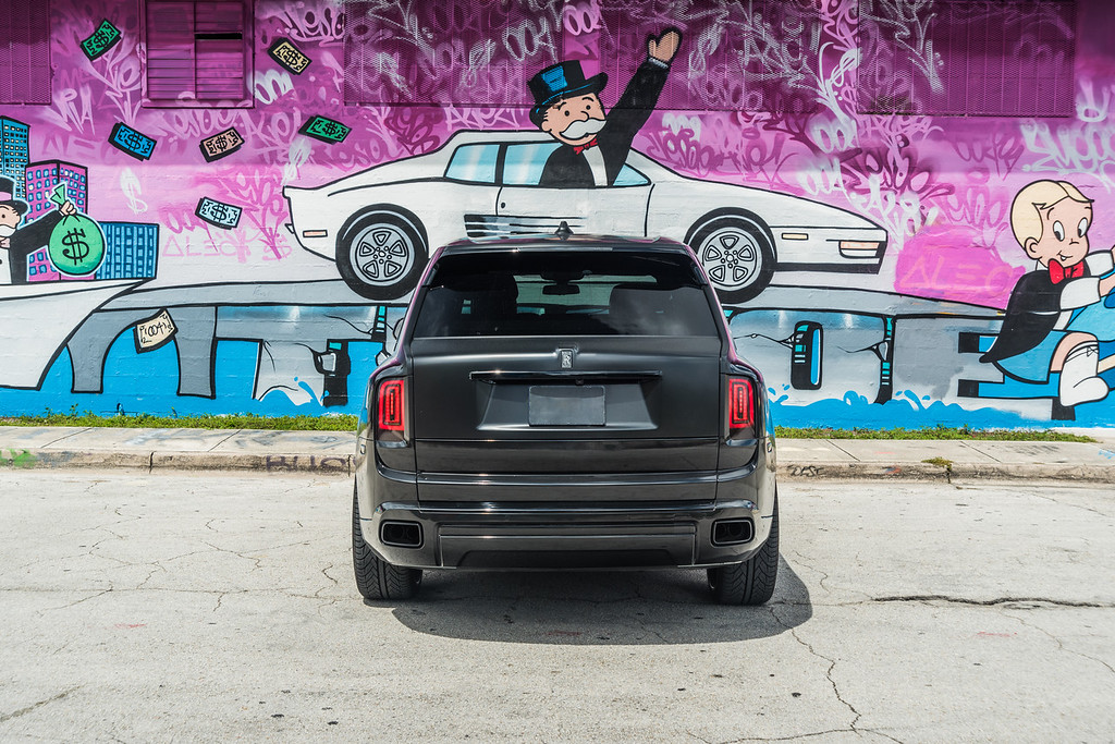 2020-ROLLS-ROYCE-CULLINAN-BLACKBLUE (32)
