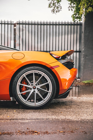 2019-MCLAREN 720S-CONVERTIBLE ORANGE/BLACK-5