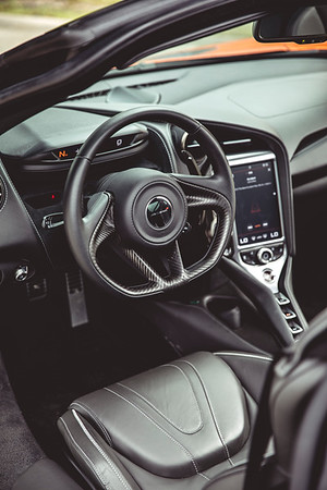 2019-MCLAREN 720S-CONVERTIBLE ORANGE/BLACK-4