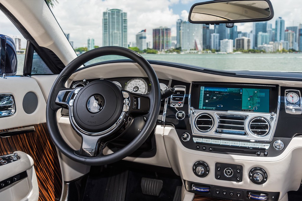 2018-ROLLS-ROYCE-WRAITH-BLUE/BEIGE