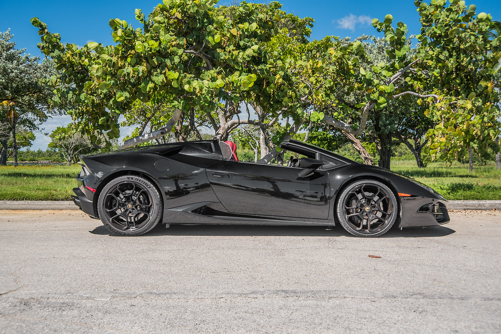 2022-LAMBORGHINI-HURACAN-EVO-CONVERTIBLE-BLACKRED (12)