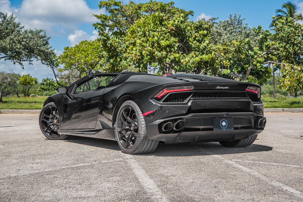 2022-LAMBORGHINI-HURACAN-EVO-CONVERTIBLE-BLACKRED (2)