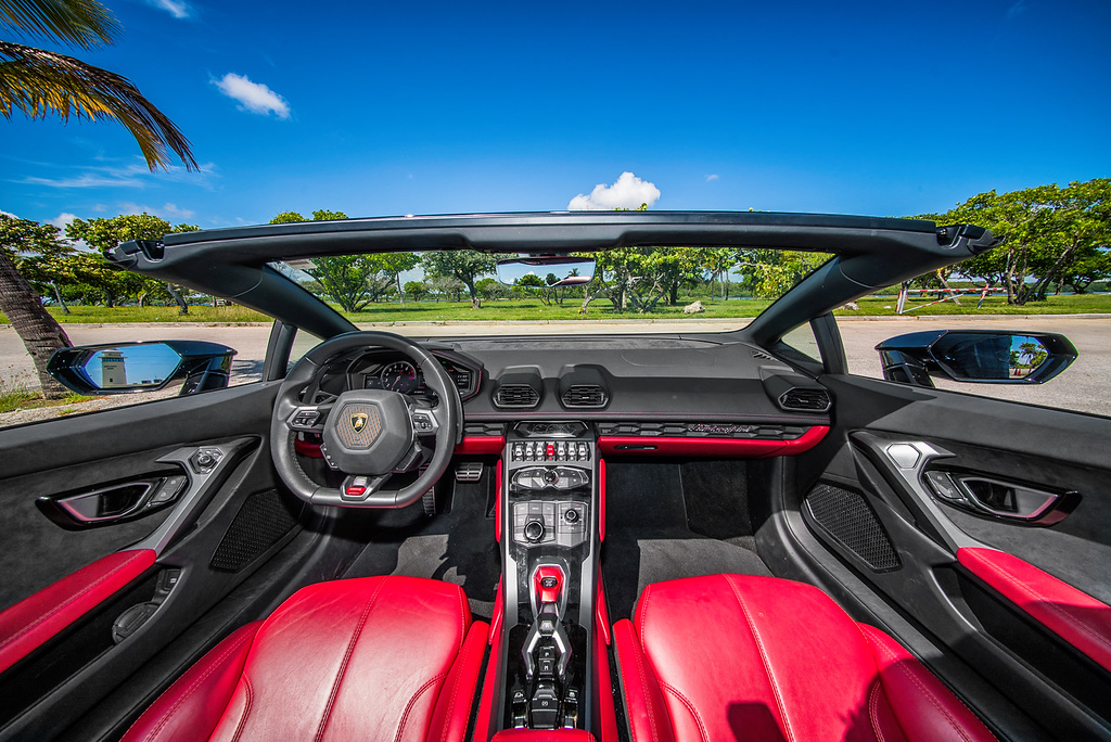 2022-LAMBORGHINI-HURACAN-EVO-CONVERTIBLE-BLACKRED (5)