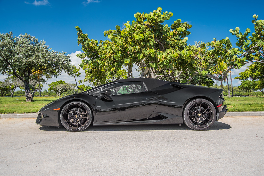 2022-LAMBORGHINI-HURACAN-EVO-CONVERTIBLE-BLACKRED (8)