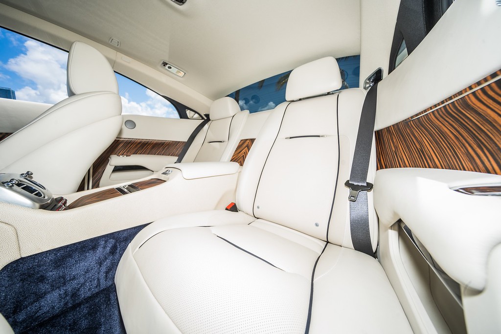 2018-ROLLS-ROYCE-WRAITH-BLUE/BEIGE