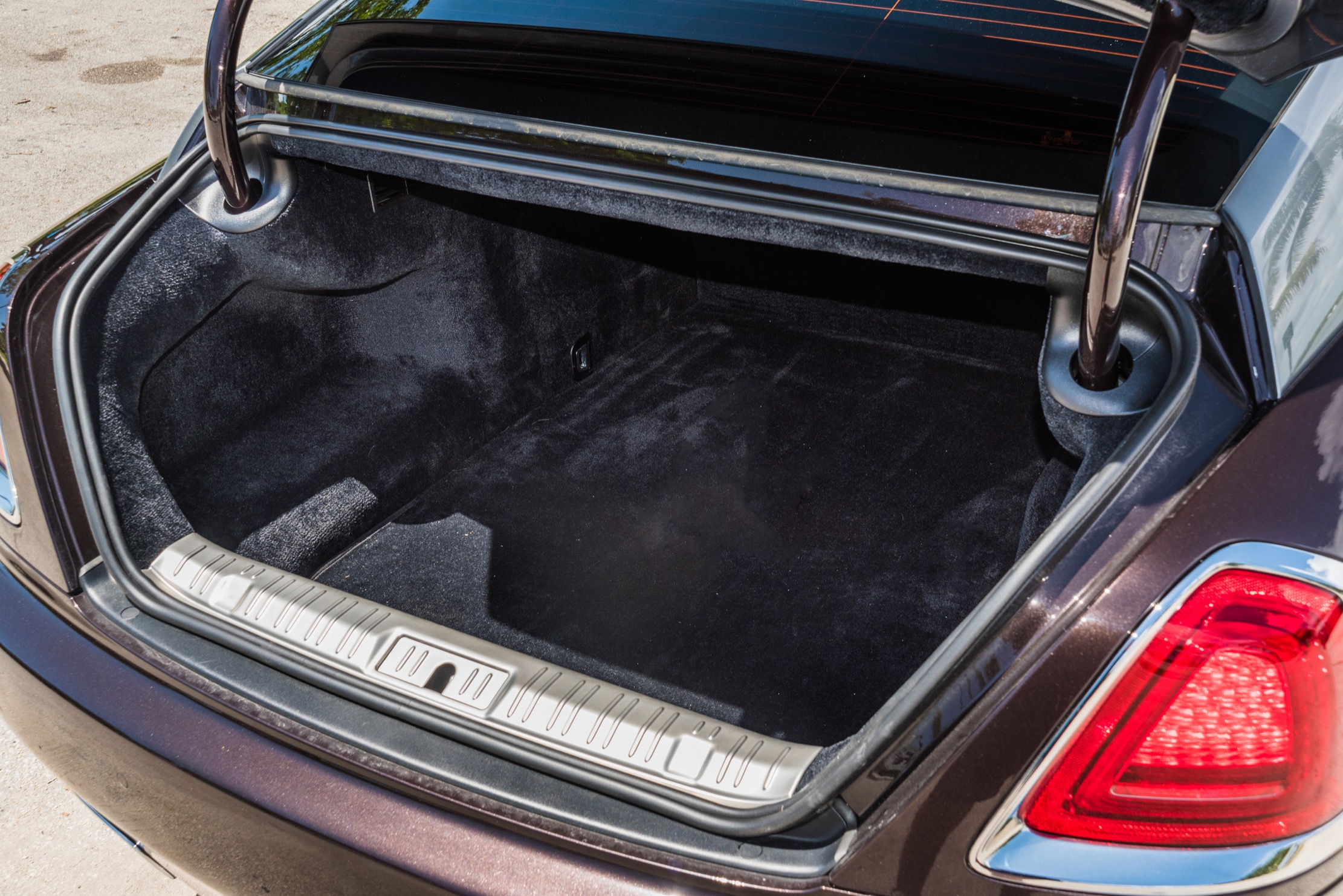 2021-ROLLS-ROYCE-WRAITH-BROWN/BEIGE