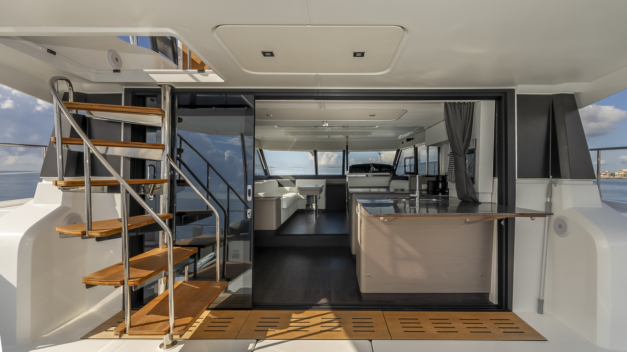 50-2023 Fountaine Pajot Luxury Catamaran (30)