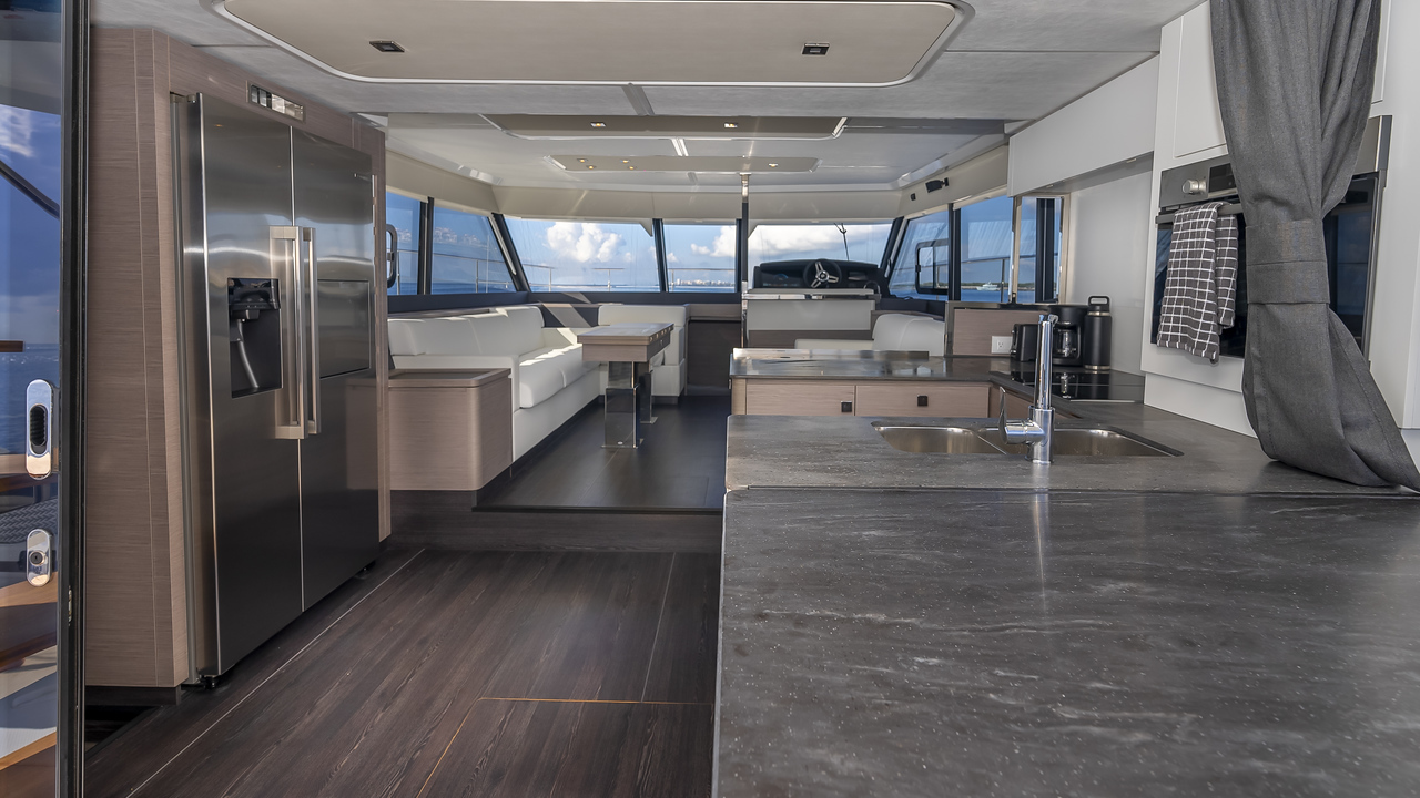 50-2023 Fountaine Pajot Luxury Catamaran (31)