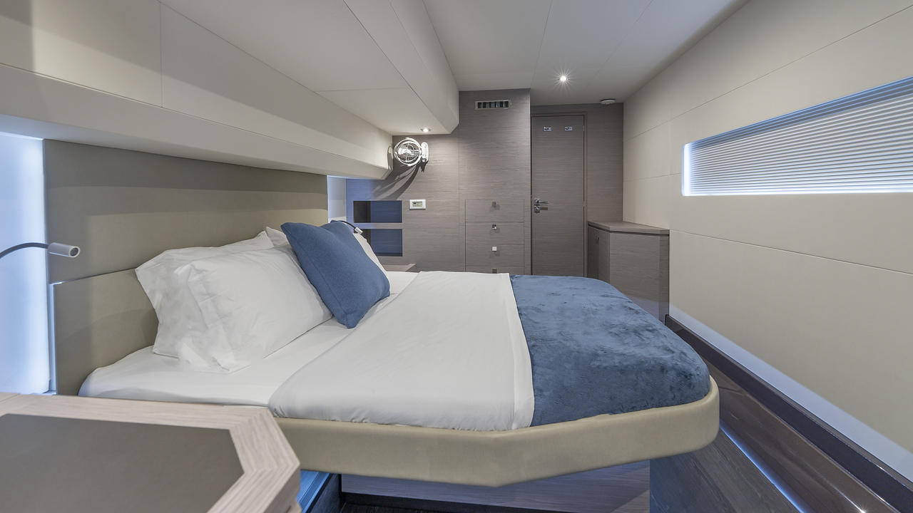 50-2023 Fountaine Pajot Luxury Catamaran (36)