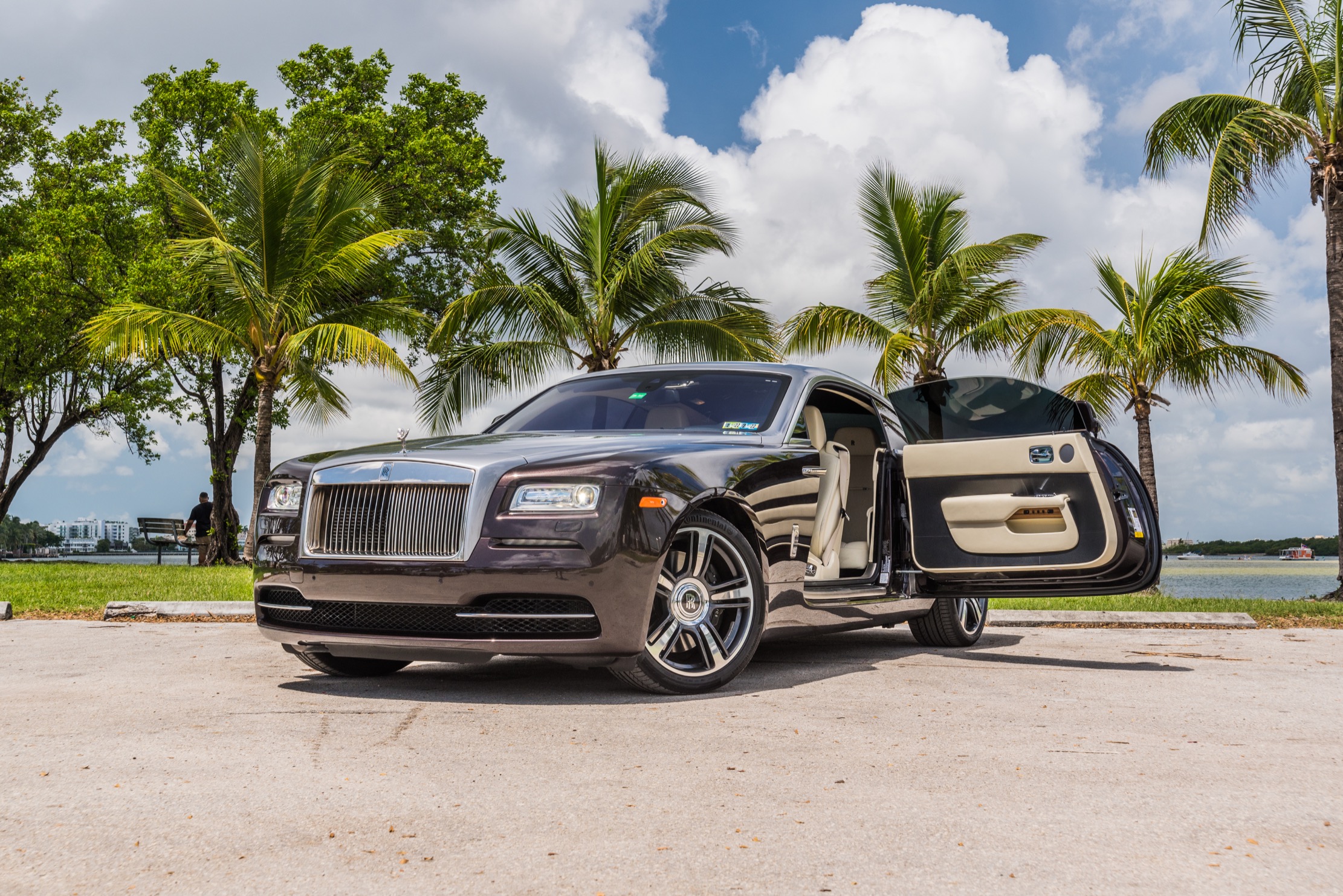 2021-ROLLS-ROYCE-WRAITH-BROWN/BEIGE