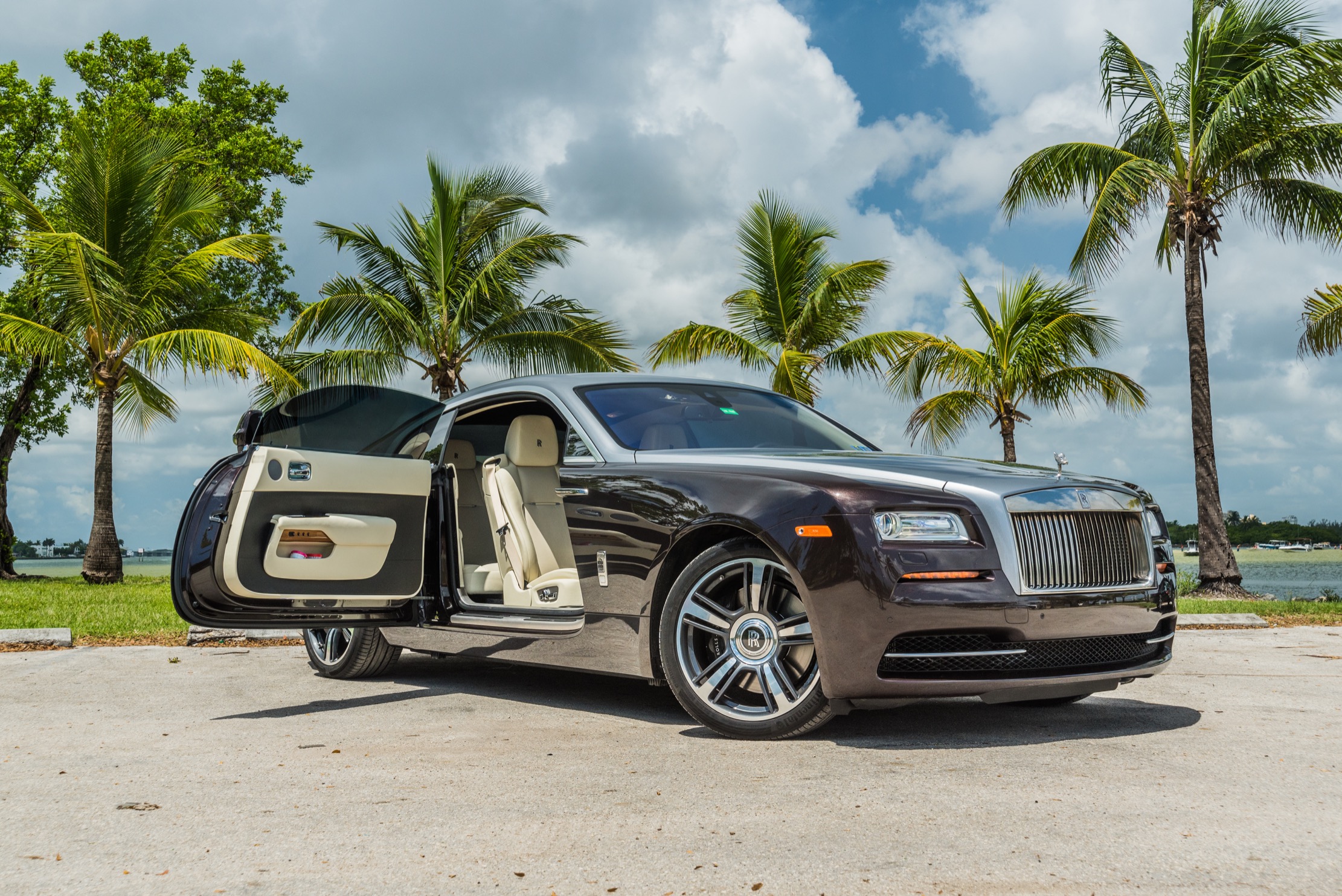 2021-ROLLS-ROYCE-WRAITH-BROWN/BEIGE