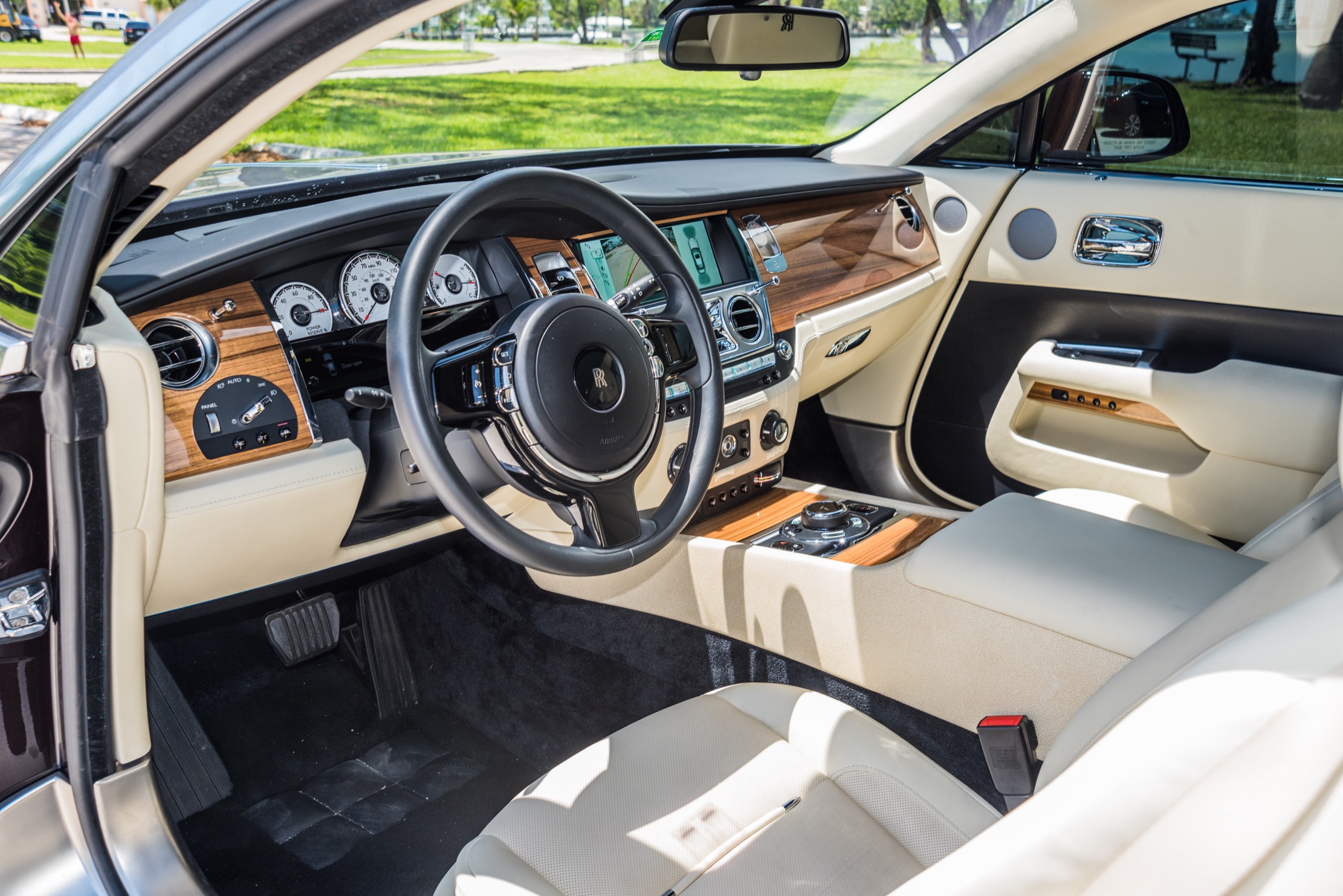 2021-ROLLS-ROYCE-WRAITH-BROWN/BEIGE